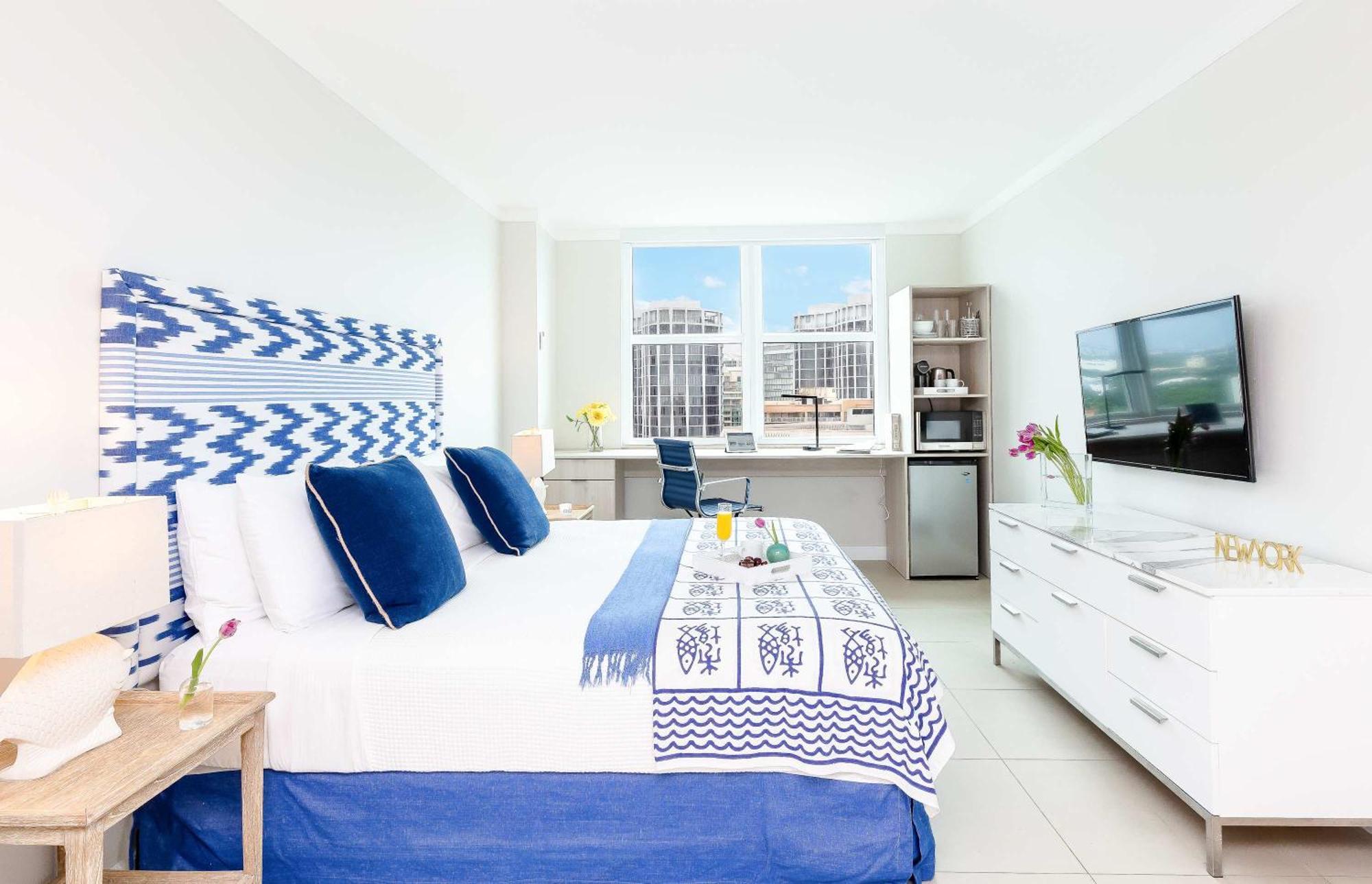 Mvr Unforgettable Balconies Await * Miami